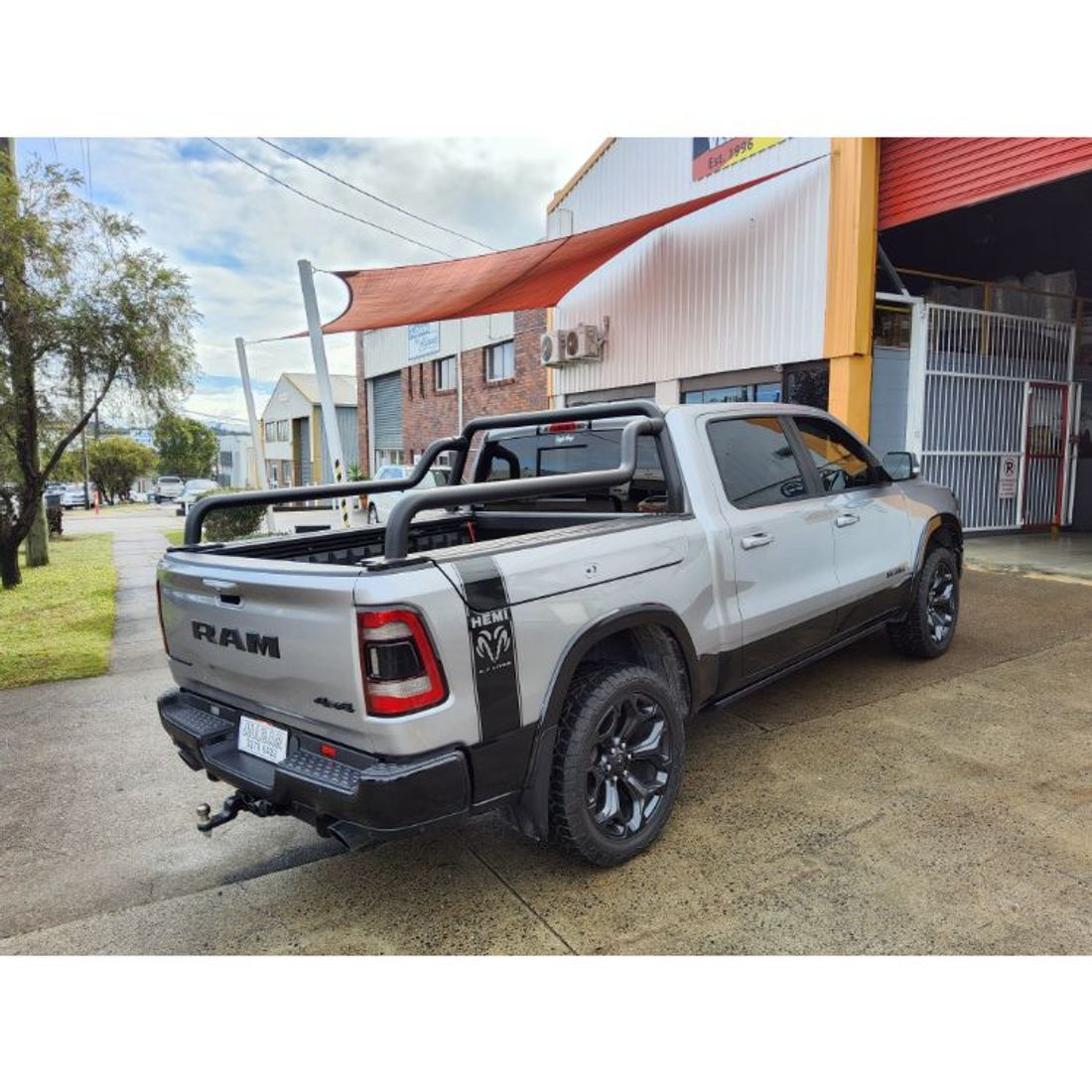 Custom 76mm Black extended arm Sportsbar to suit Ram Limited