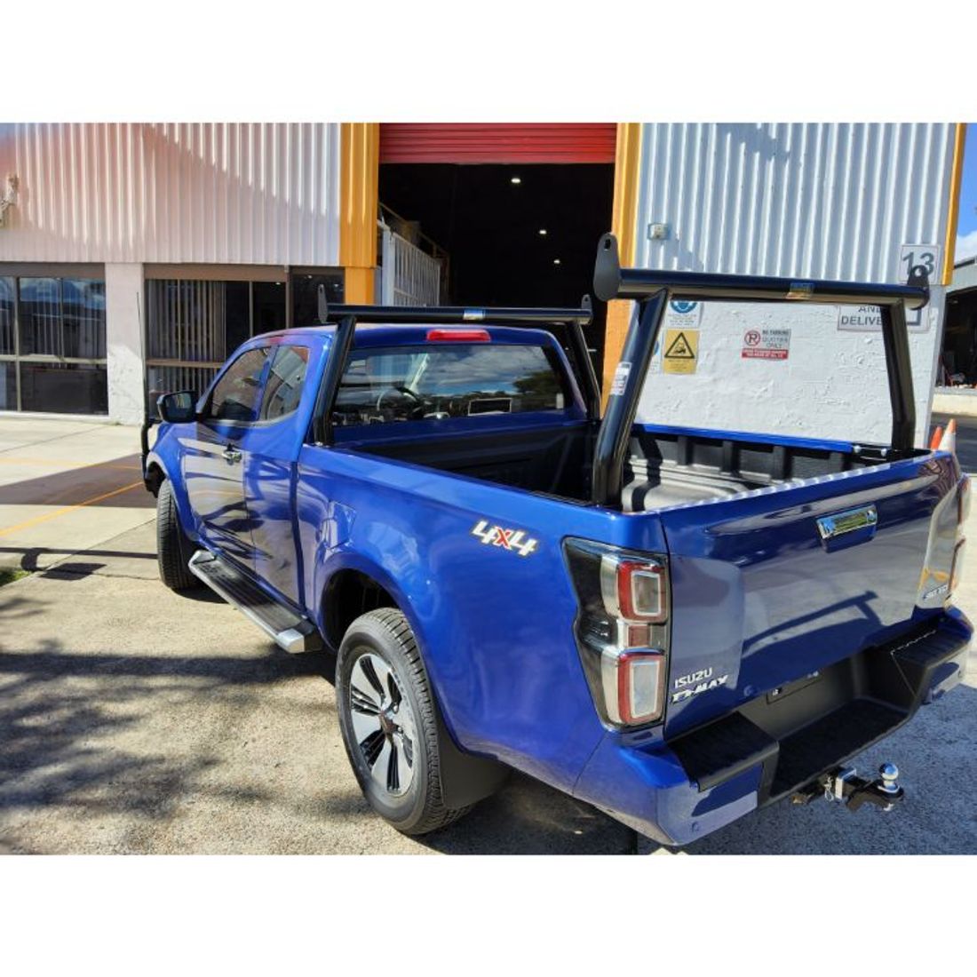 76mm P/Coated Black FF/RR Trade Rack set to suit 2022 Isuzu DMax