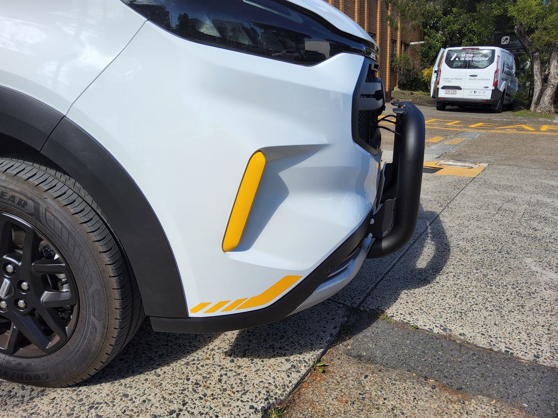 Black Alloy Nudgebar to suit 2026 Ford Transit Custom Trail