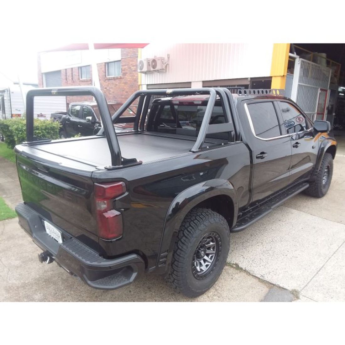 Custom 76mm Sartin Black finish 3 Piece Sportsbar with matching Rear Rack to suit Chevrolet Silverado