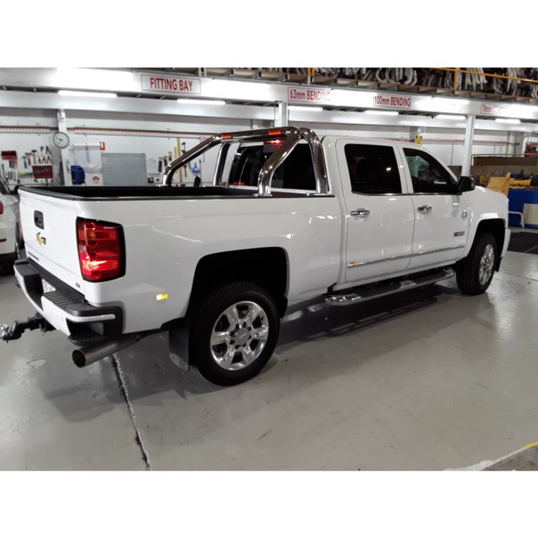 Chevrolet Silverado 100mm Polished Sports Bar
