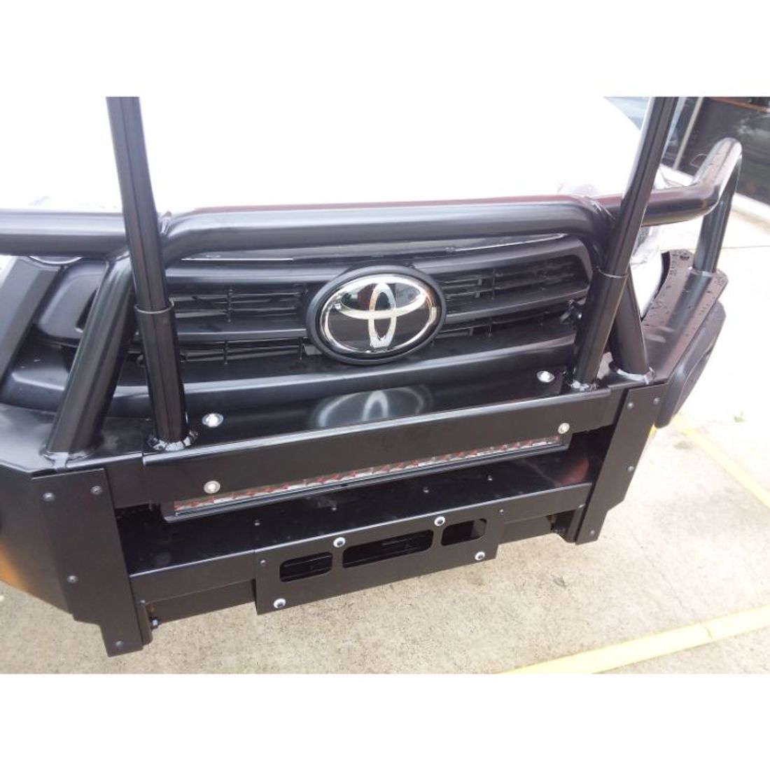 Multi Fit HRack on 2022 Hilux with genuine Toyota Bullbar