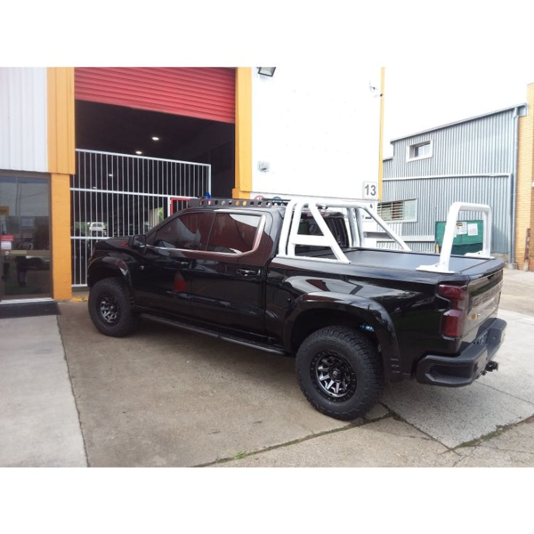 Custom 76mm Brush finish 3 Piece Sportsbar with matching Rear Rack to suit Chevrolet Silverado