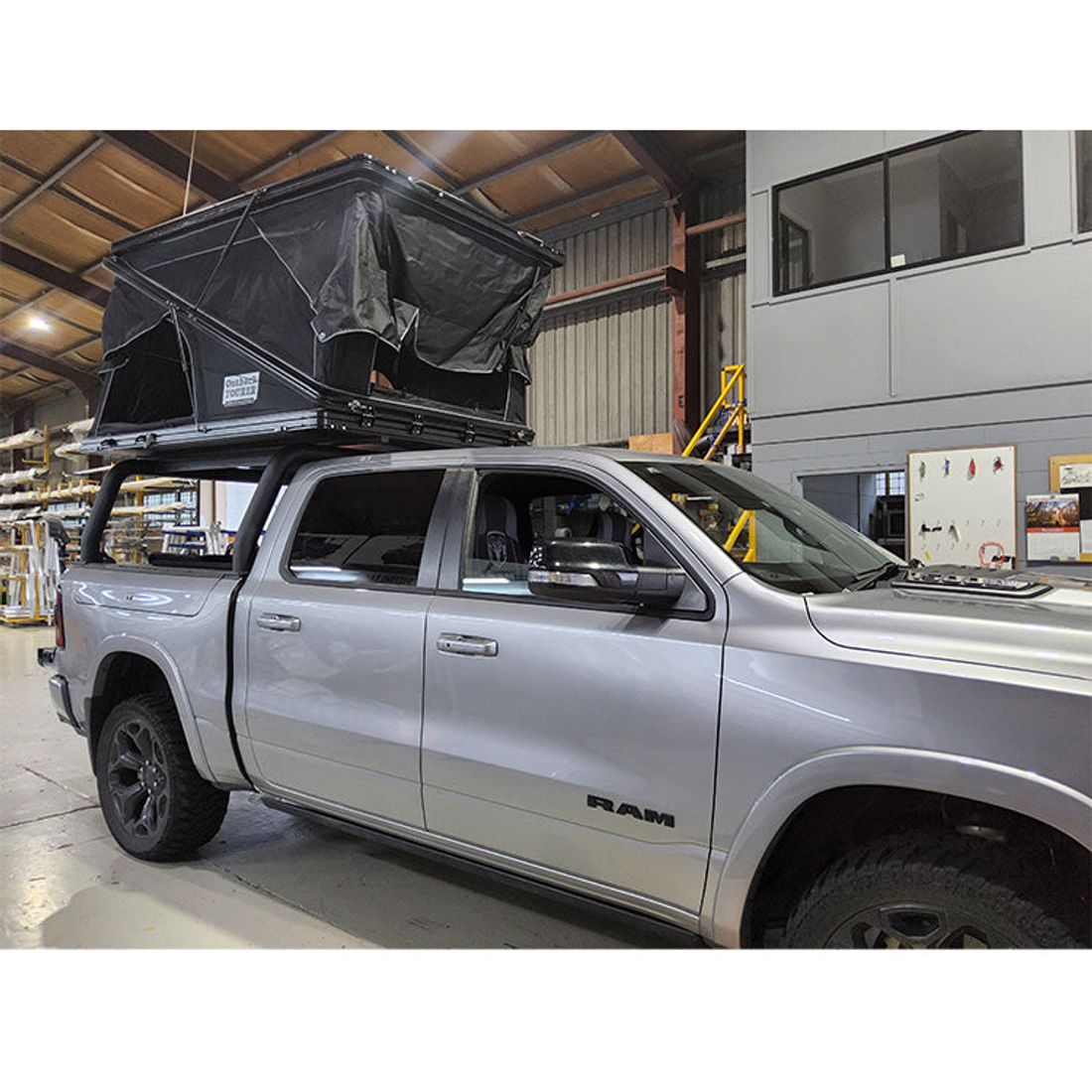 DT Ram with 100mm Ladder Racks, Rails & Awning Brackets