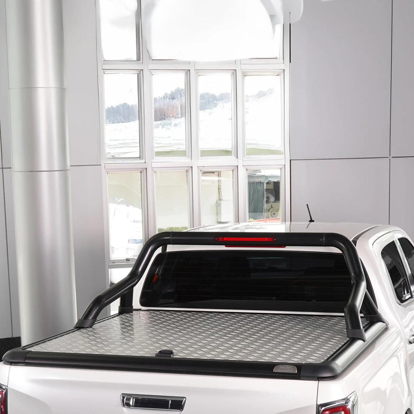 2015+ Toyota Hilux Alloy Hard Lid