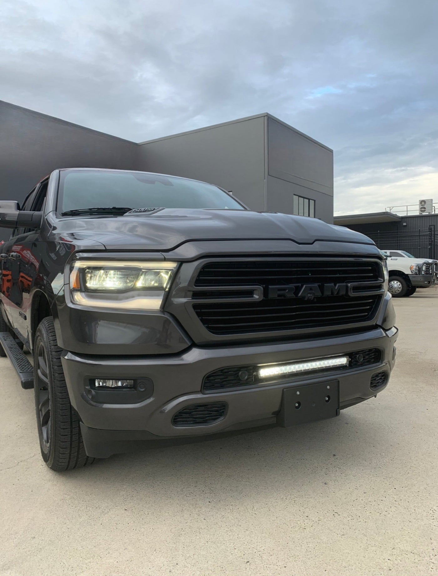 2019-2024 Ram 1500 / 2019+ Ram 2500 Light Bar Bracket