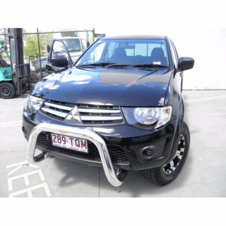 Mitsubishi MN Triton Nudgebar