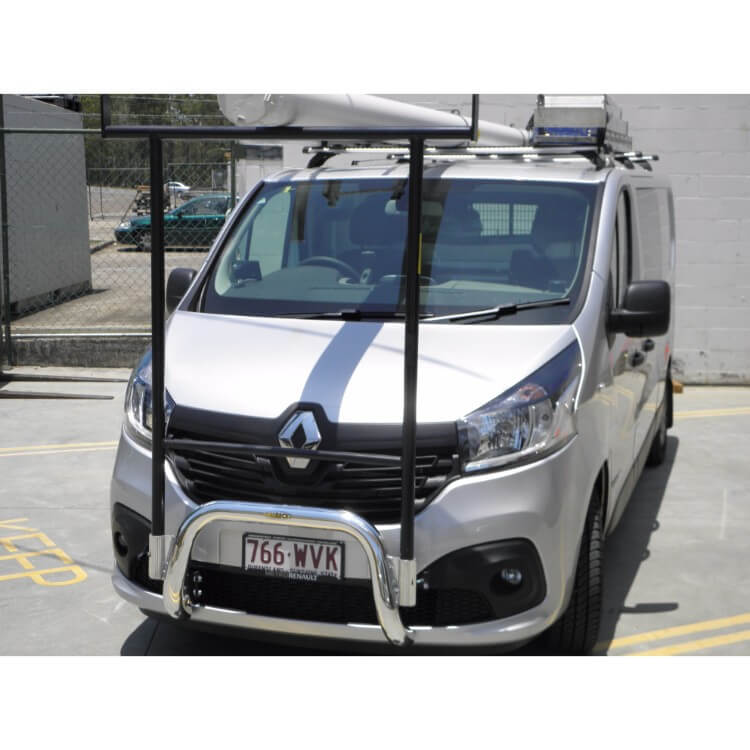 Renault Trafic Nudgebar with Custom Hrack