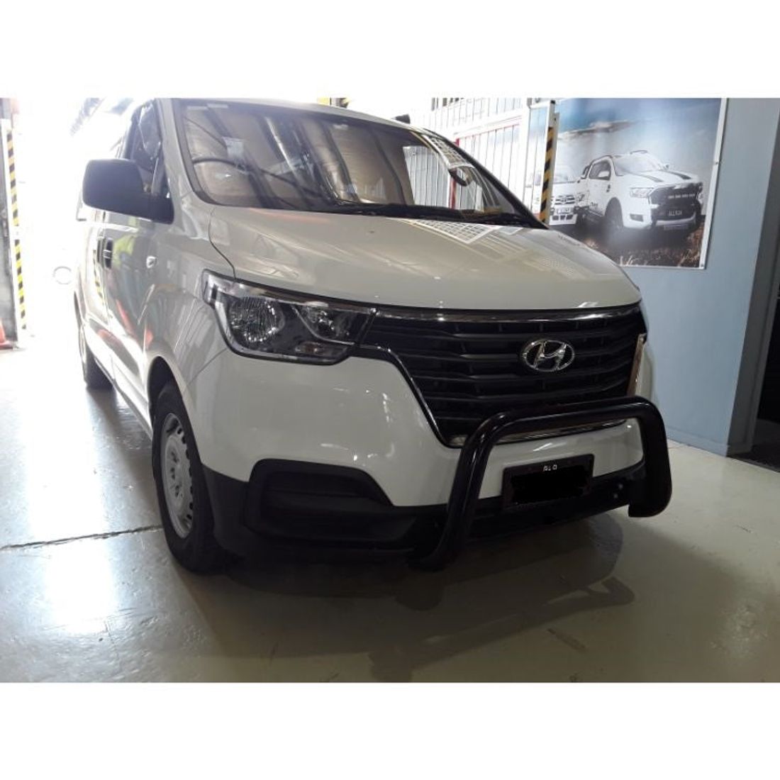 P/Coated Black Nudegbar to suit 2019 Hyundai iLoad