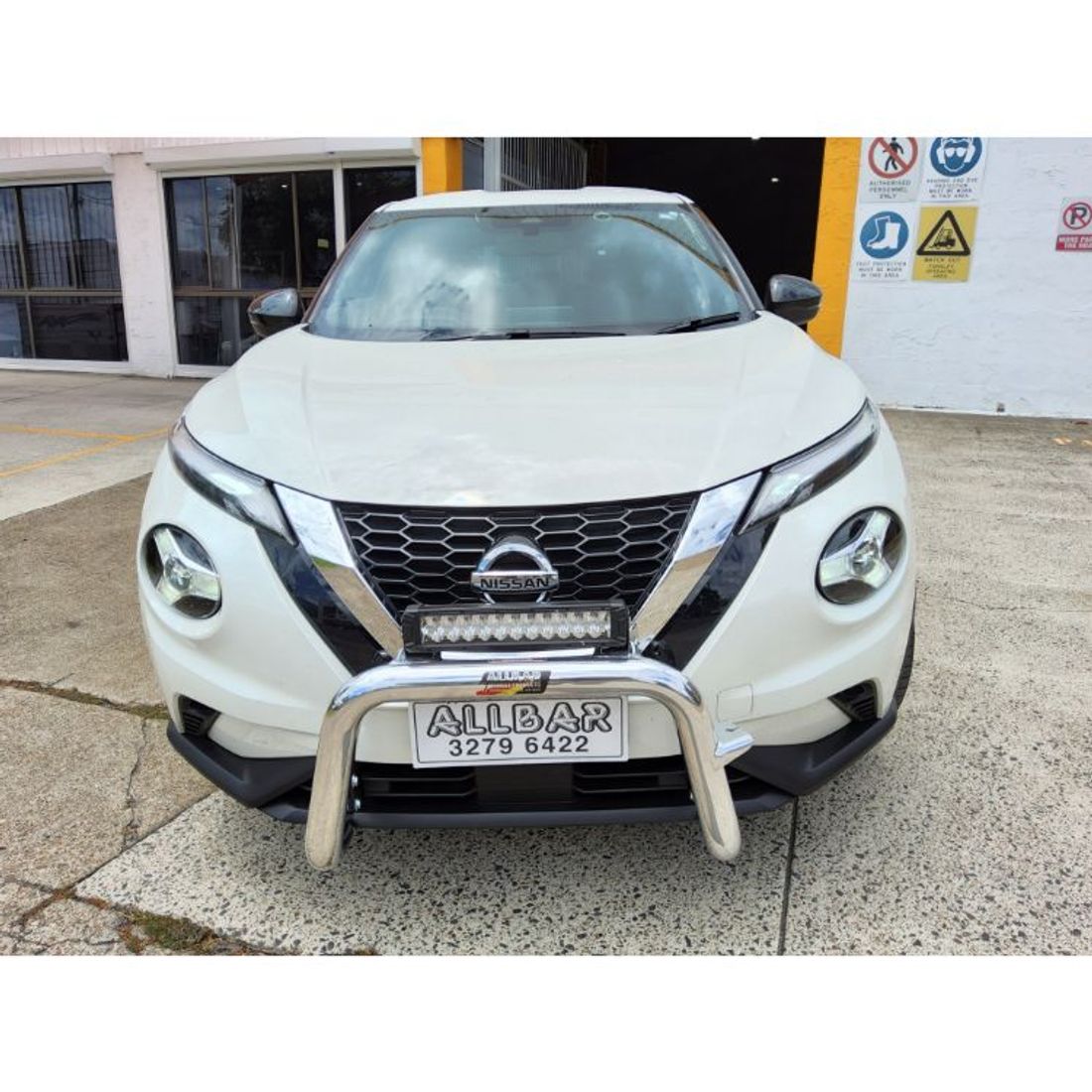 Polished alloy Nudgebar to suit 2022 Nissan Juke