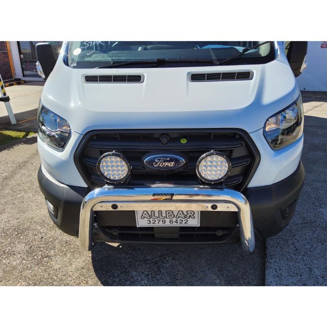 Polished Nudgebar to suit 2024 Ford Transit VO Tech Pack