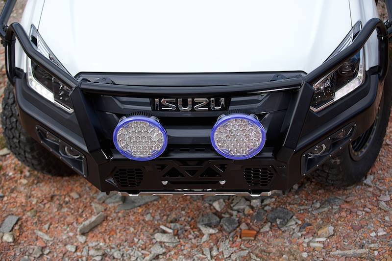 Isuzu D-Max 2017-2020 (please check vehicle) - steps ($2050) and rails ($1200)