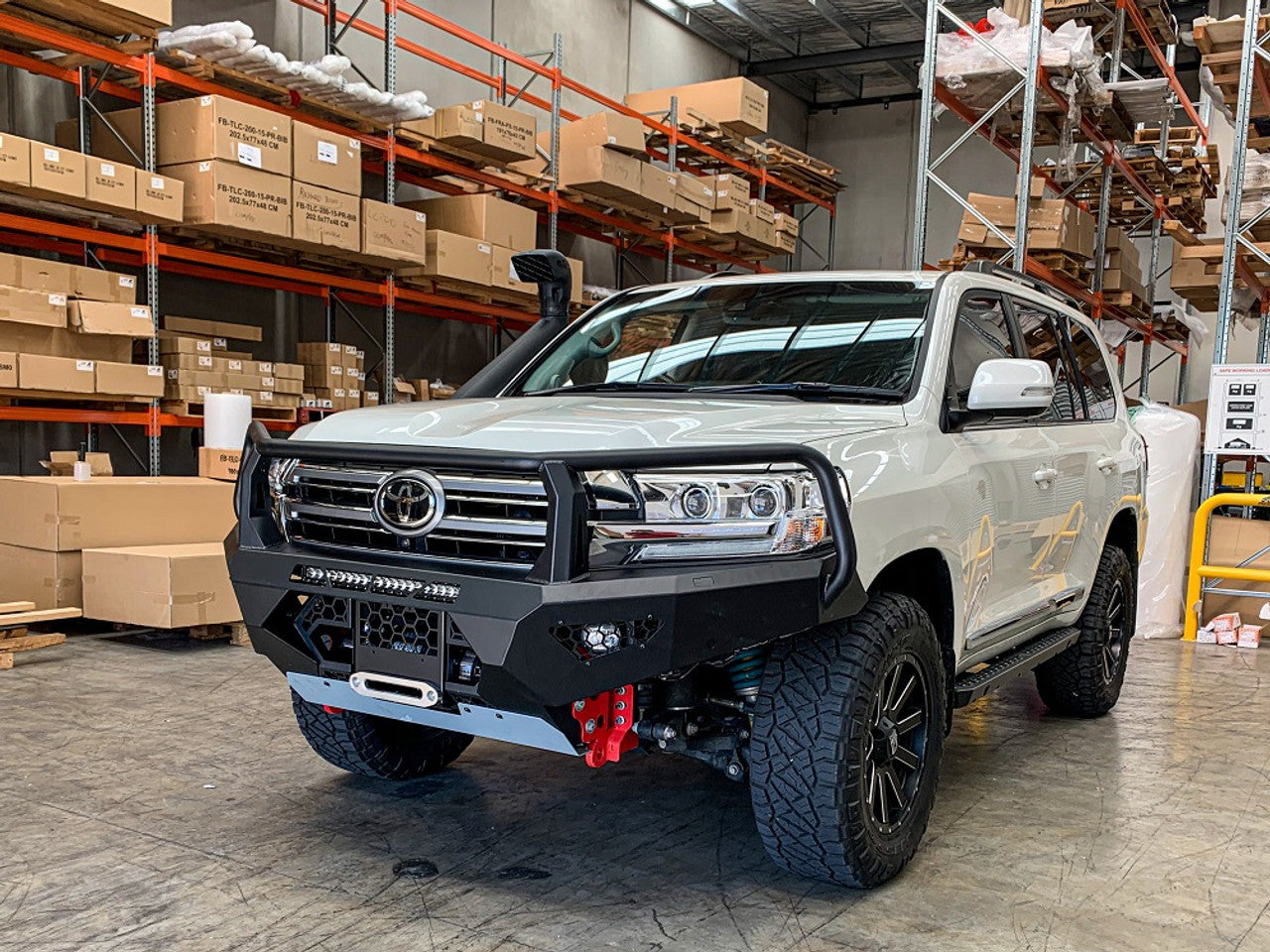 Toro Bull bar, Suitable for Toyota Land Cruiser 200 Series, 2015-2021