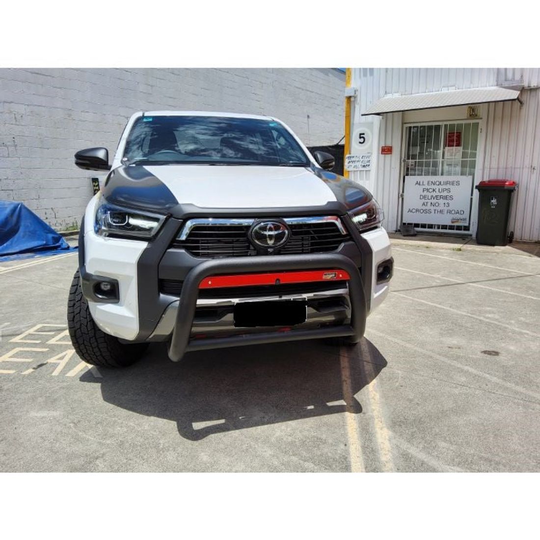 Black Nudgebar to suit 2021 Toyota Hilux Rogue