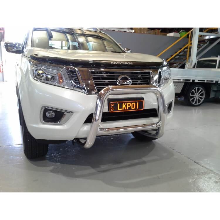 Nissan NP300 Navara 3 Bend Series II Nudgebar