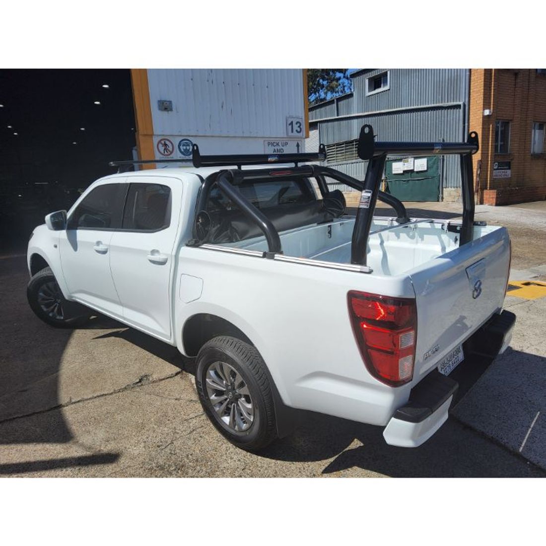 P/Coated Black 76mm Alloy Adaptor Rack set to suit 2023 Mazda BT50
