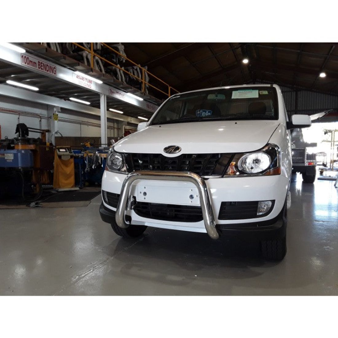 Nudgebar to suit Mahindra Genio