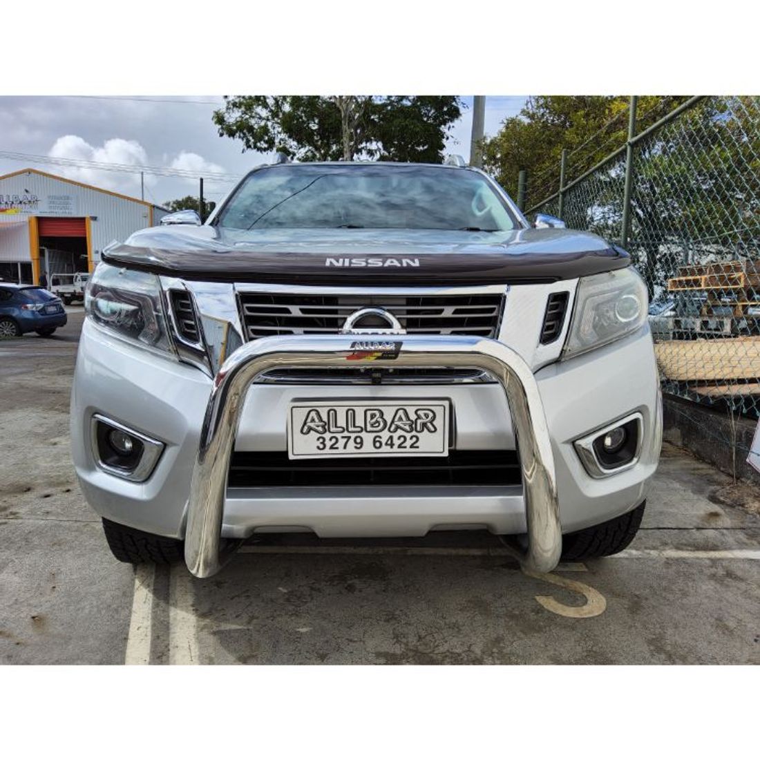 Polished Alloy 76mm Nudgebar to suit 2023 Nissan Navara