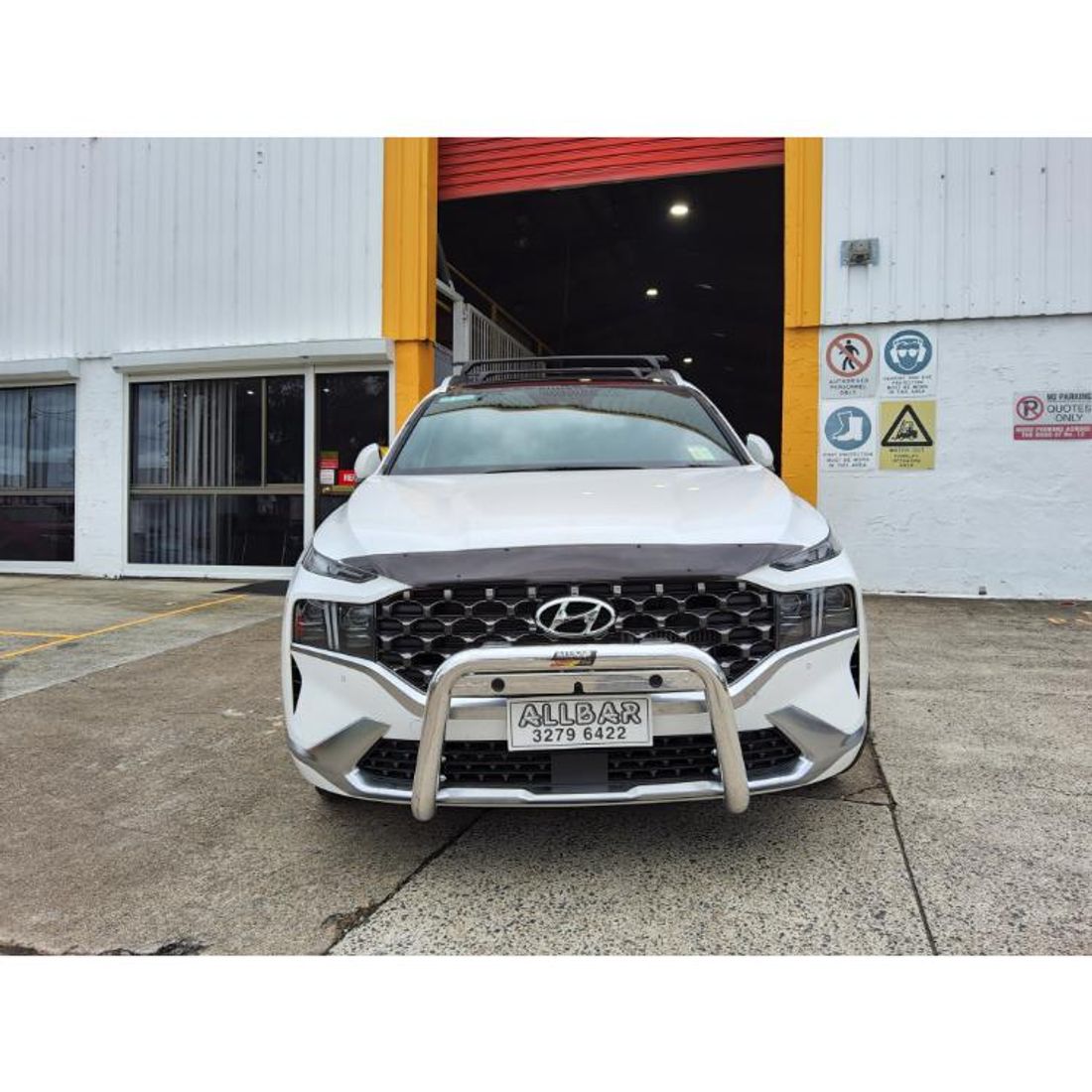 Polished Nudgebar to suit 2023 Hyundai Santa Fe Highlander
