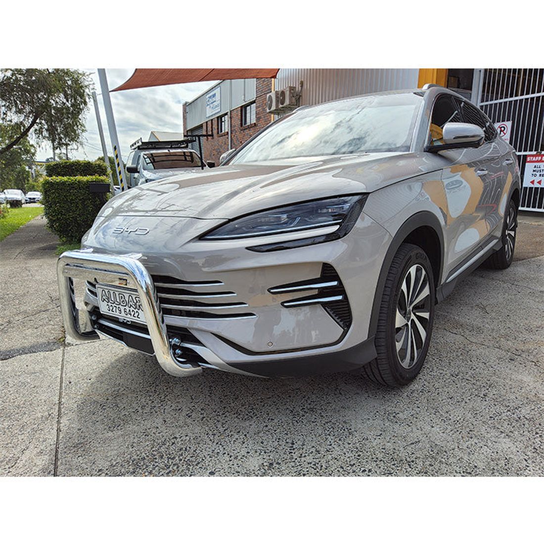 Polished Alloy Nudgebar to suit BYD Sealion 6