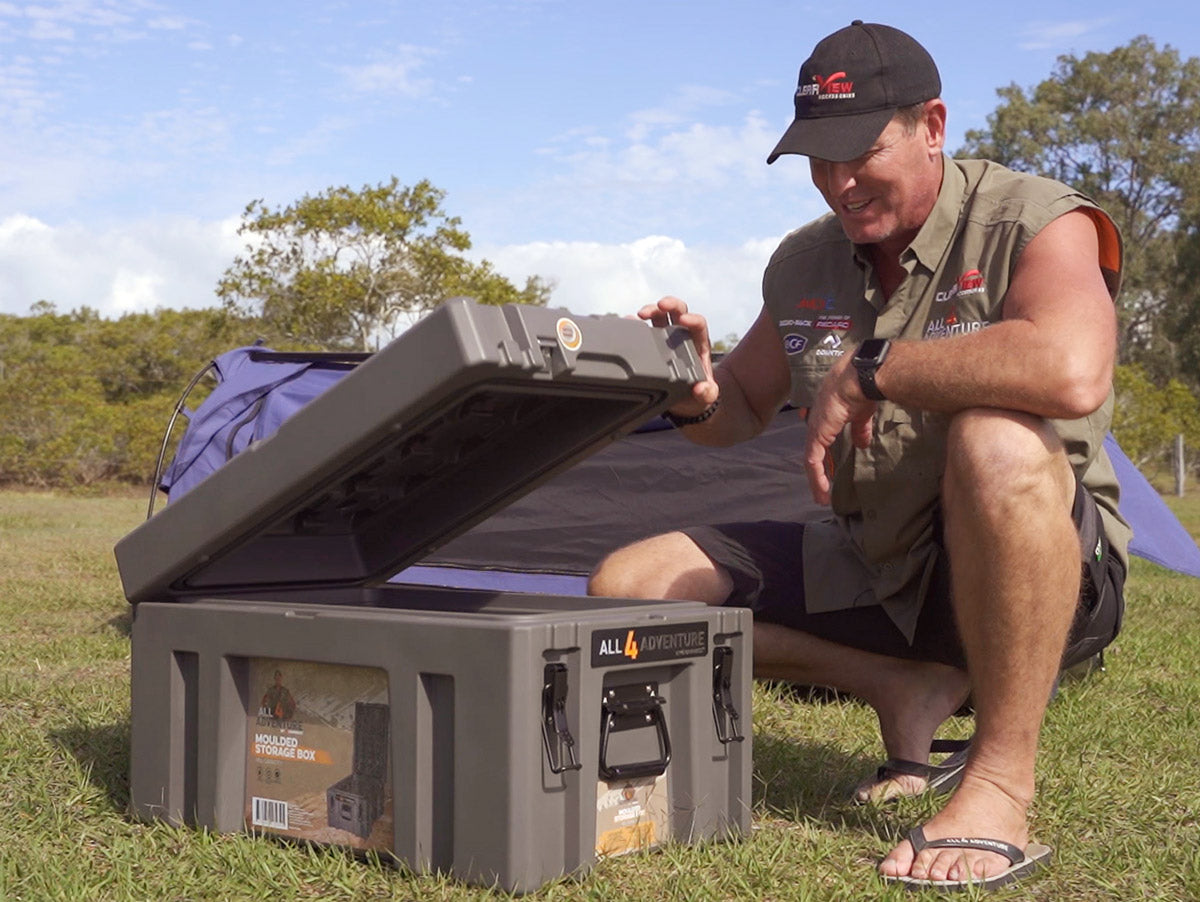 End-Opening Storage Case 90L