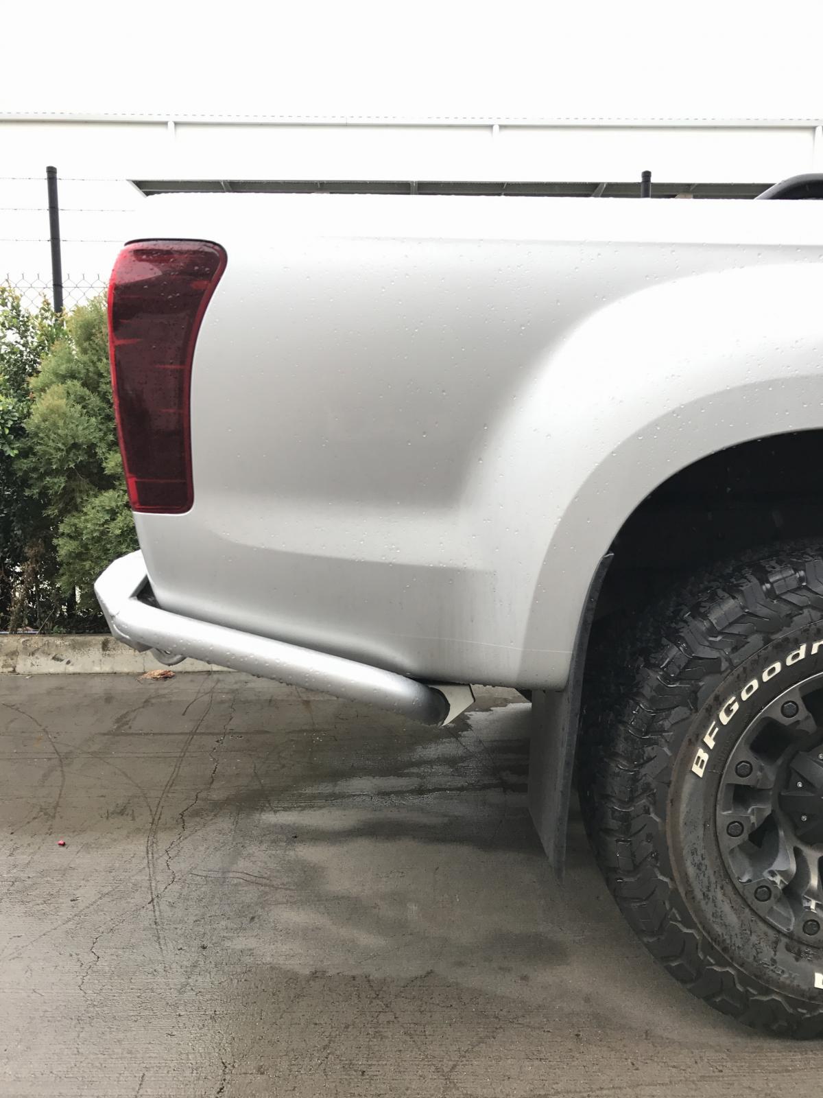 Isuzu D-Max (2012-2016) - SIDE STEPS & RAILS