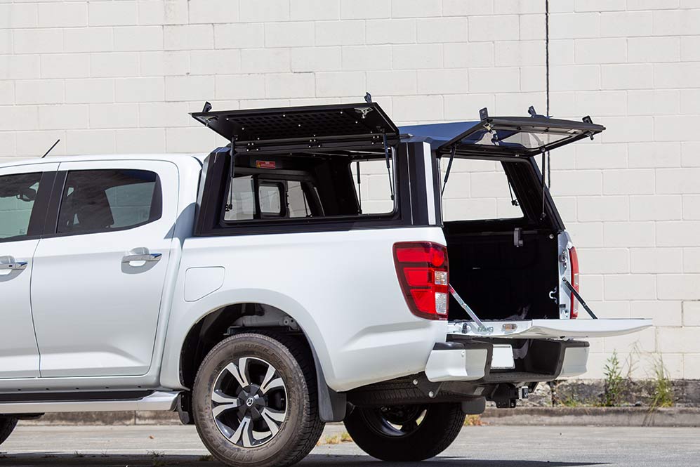 Mazda Bt-50 canopy