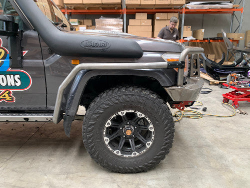 Rock Sliders with Brush Rails, suitable for Toyota Land Cruiser 76 Series, 2007 on 2022