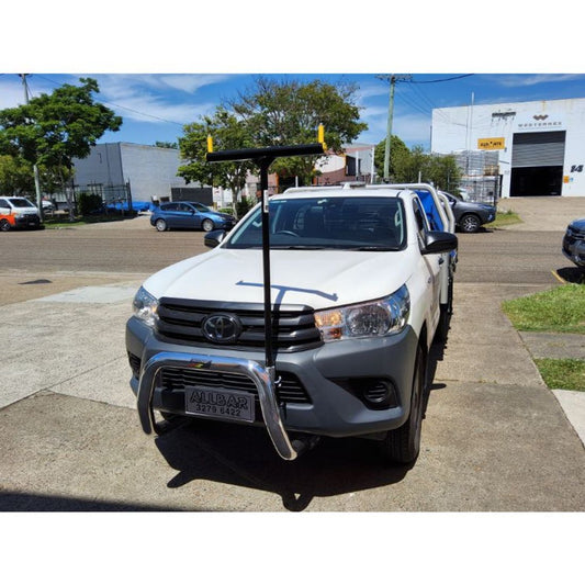 Polished Nudgebar & Black TRack to suit 2021 Hilux