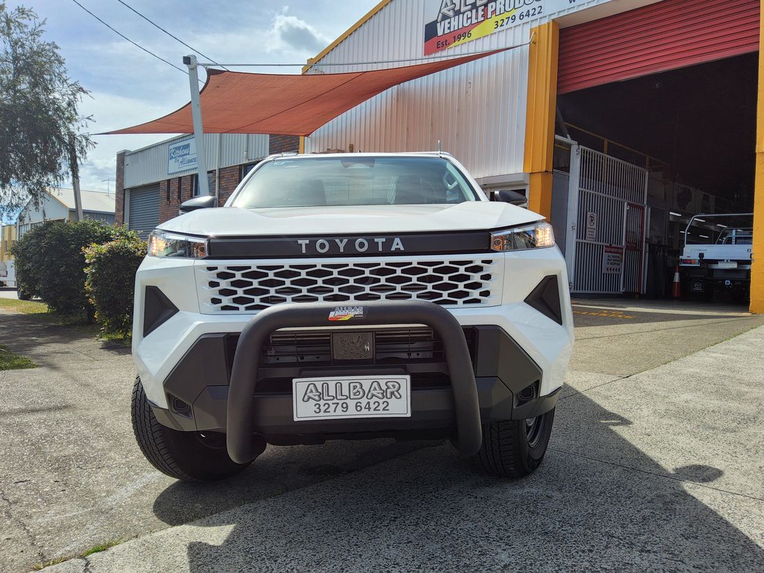 Black Alloy Nudgebar to suit 2026 Toyota Hilux