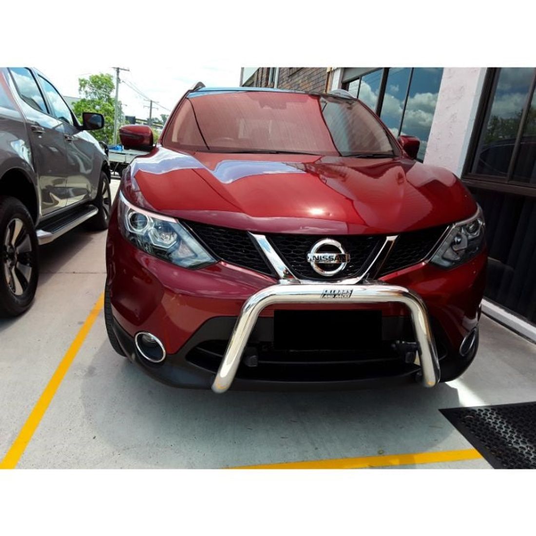 Nudgebar suitable for 2016 Nissan Qashqai with Sensors