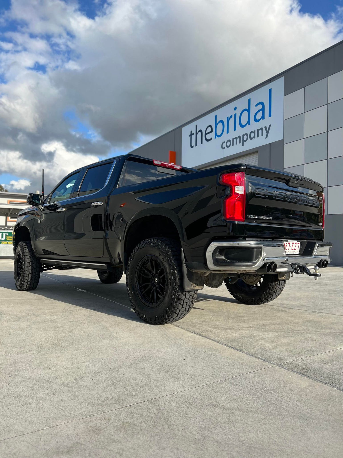 ORI Electric Steps Chevy Silverado 1500 LTZ & Trailboss 2019-2022