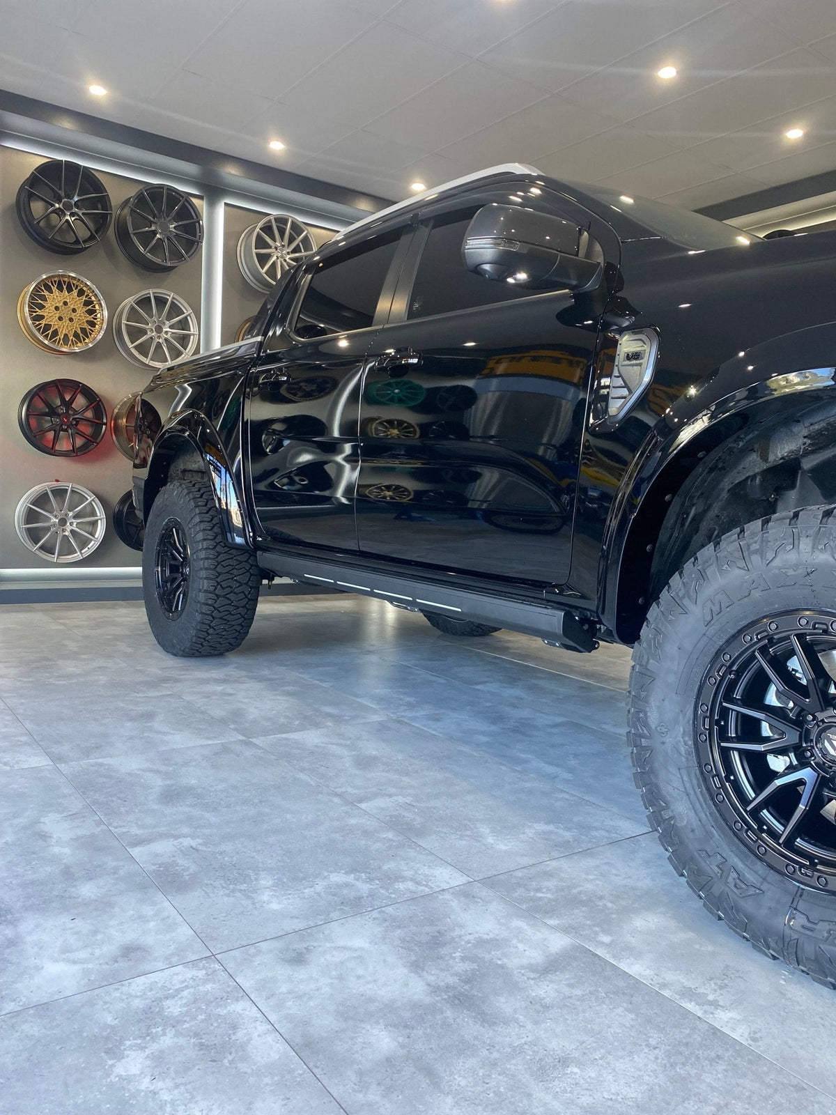 ORI New Ford Ranger & Raptor Electric Steps 2022 - 2024