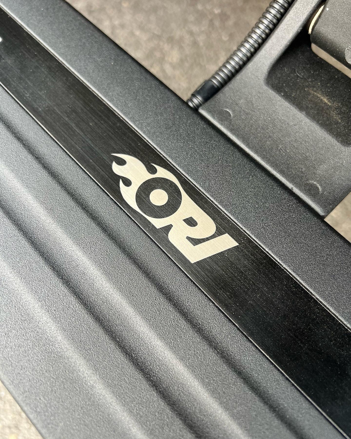 ORI - Toyota Landcruiser LC300 Electric Steps
