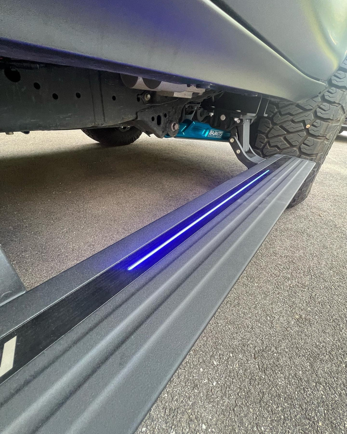 ORI - Toyota Landcruiser LC300 Electric Steps