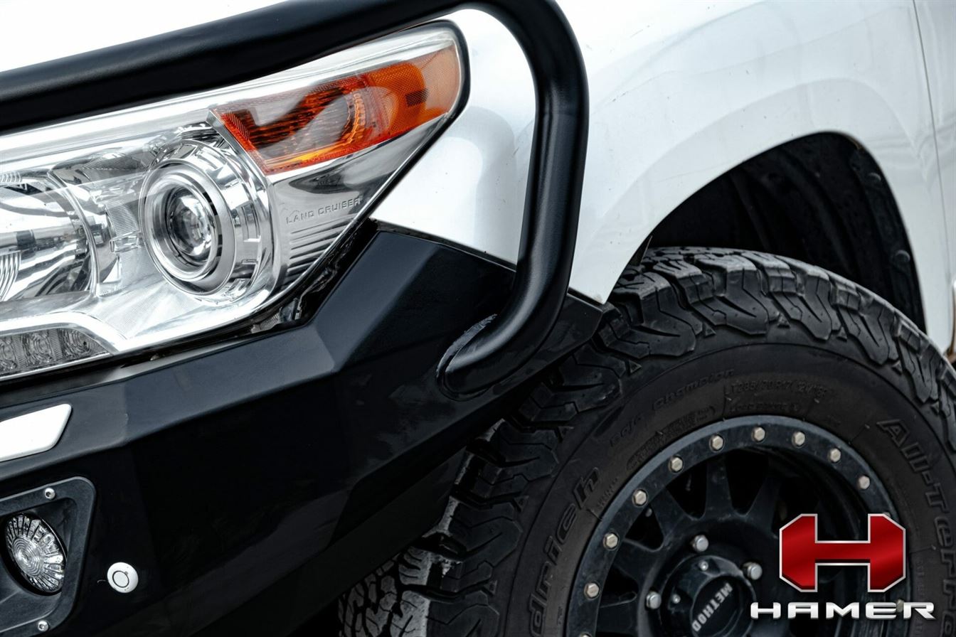 King series Plus bull bar for Toyota Landcruiser 200 Series (2008 – 2015)