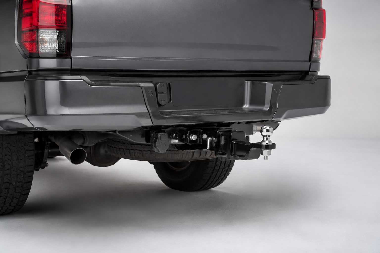 Class 4 heavy-duty towbar with 50 mm receiver