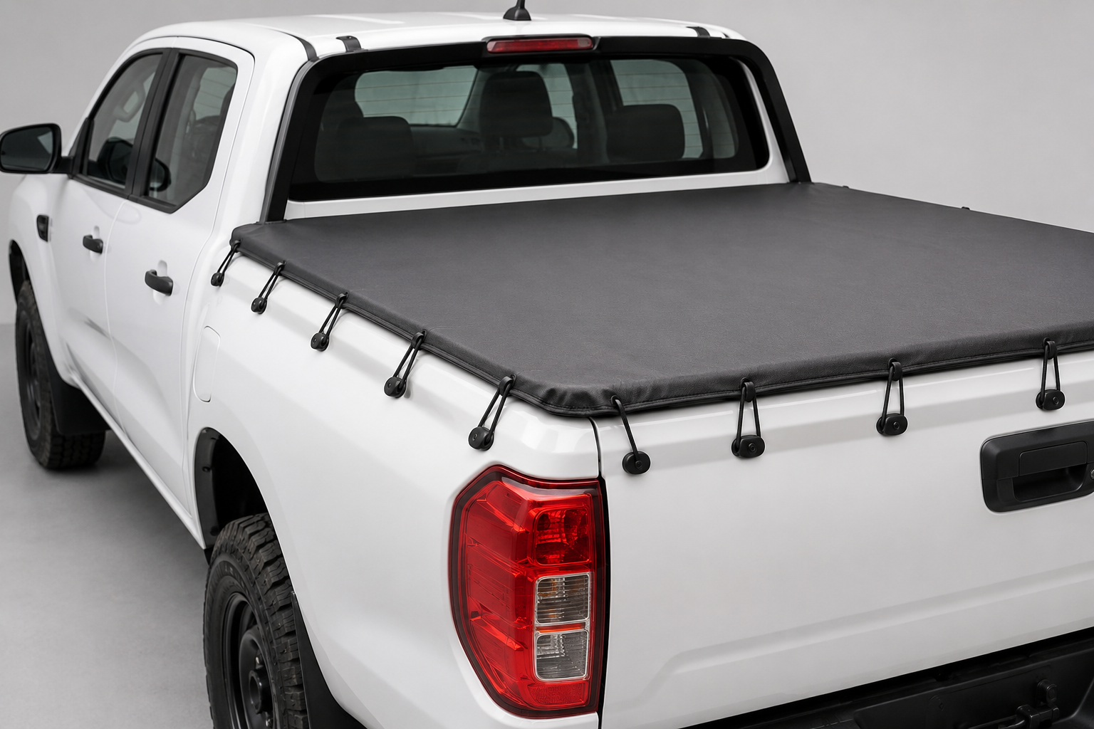 TTO Bunji tonneau cover with elastic loops