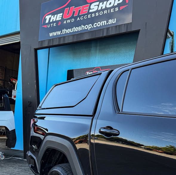 HILUX 90 MAXLINER VENTURE Custom Ute Build