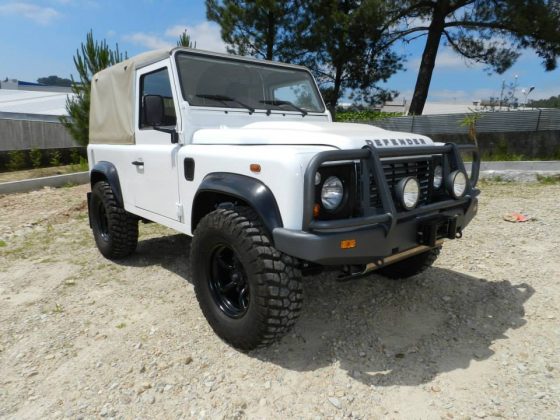 LAND ROVER DEFENDER FULL BULLBAR TheUTEShop Products